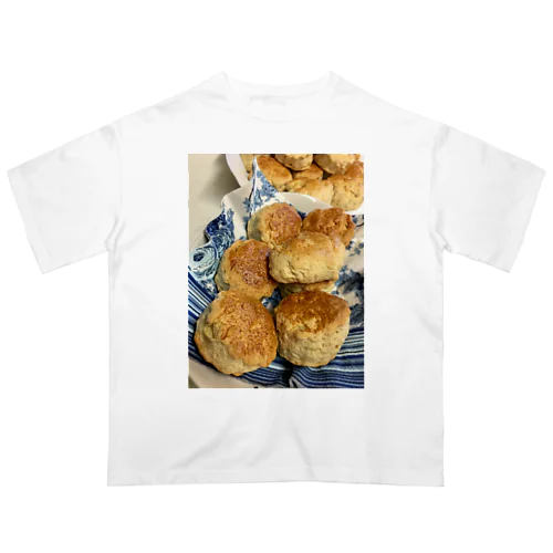 焼きたて！スコーン Oversized T-Shirt