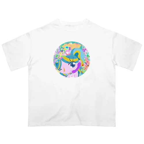 peeping girls room Oversized T-Shirt