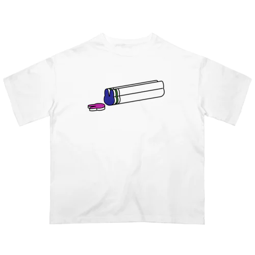 切り分けるうさぎ/2 オーバーサイズTシャツ