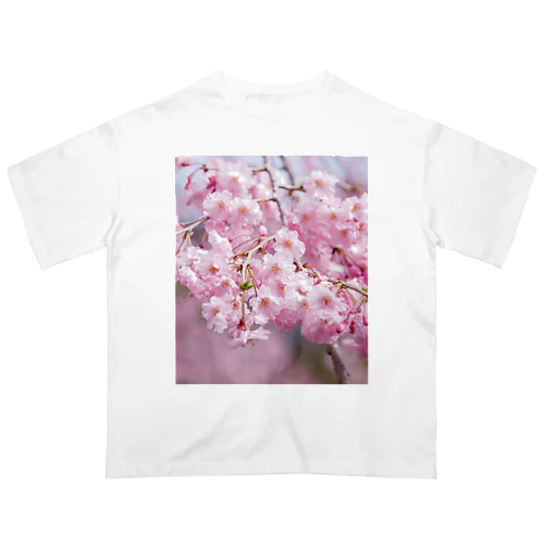 癒しの風景（八重桜） オーバーサイズTシャツ