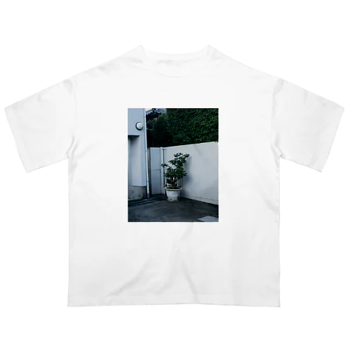 植物_民家 Oversized T-Shirt