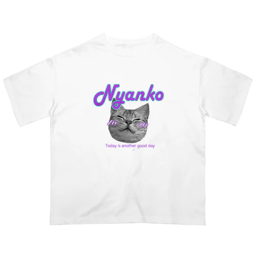 Nyanko Oversized T-Shirt