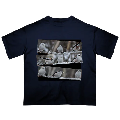 【心とカラダの栄養に】サロベツのシマエナガ Oversized T-Shirt