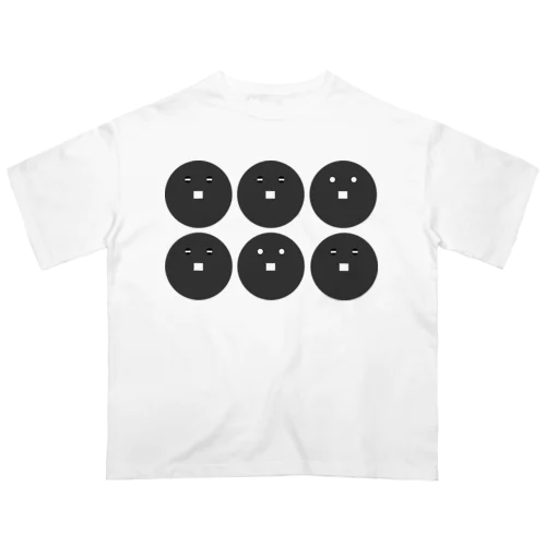 動物家紋。H.T.（六文銭ペンギン）黒 オーバーサイズTシャツ