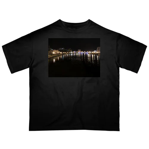 202006072031000　深夜の釧路川 Oversized T-Shirt