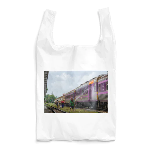 タイ鉄道で現役の12系客車が水浴びをする Reusable Bag