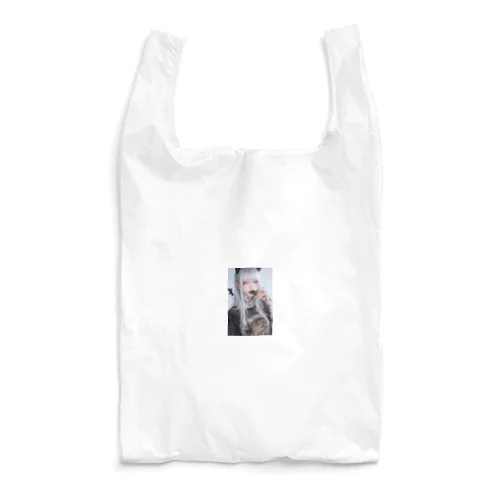 チョコを咥える悪魔美女 Reusable Bag