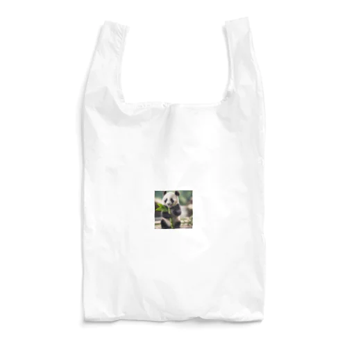 新鮮な竹を見つけて喜ぶパンダの喜び Reusable Bag