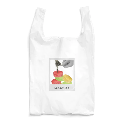 足を引っ張られる Reusable Bag