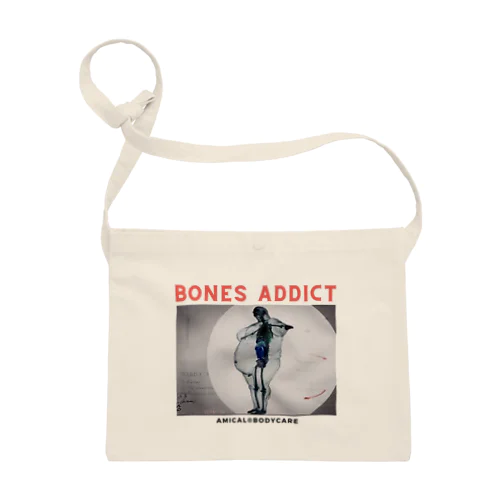 bones addict ちょっと大きめ Sacoche