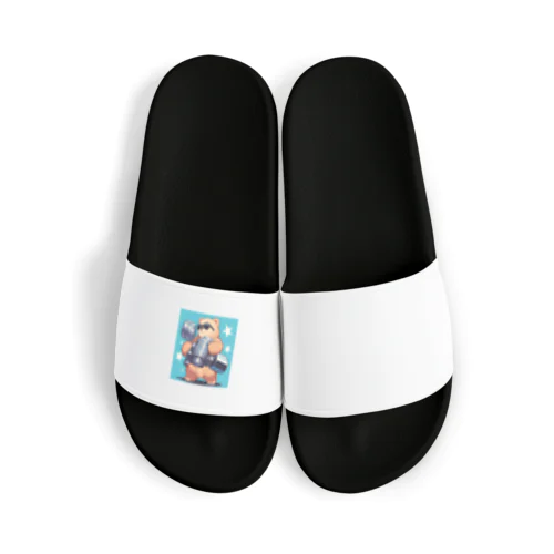 筋トレするサングラスくまさん Sandals