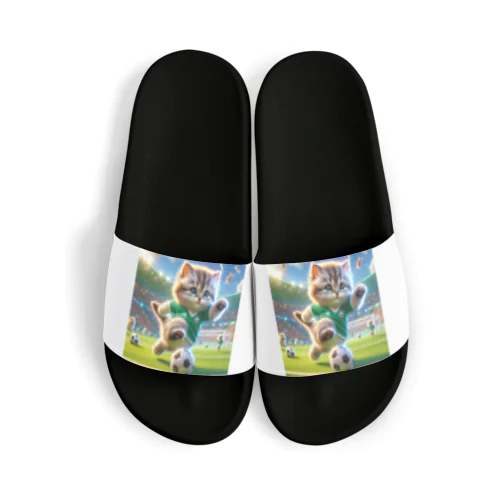 サッカーにゃんこ Sandals