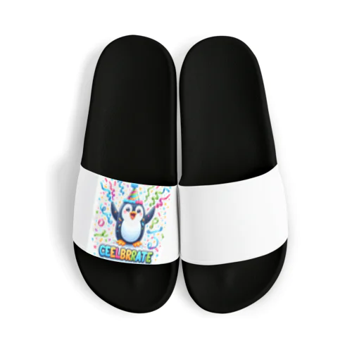 このキュートなペンギンがお祝いムード全開 Sandals