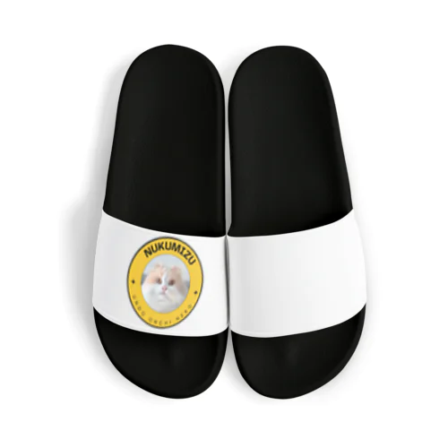 運動音痴ねこ（ぬくみず） Sandals