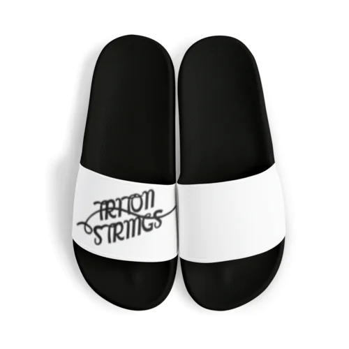 TRITONSTRINGS Sandals