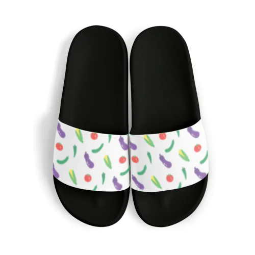 カラフルな夏野菜のパターン Sandals