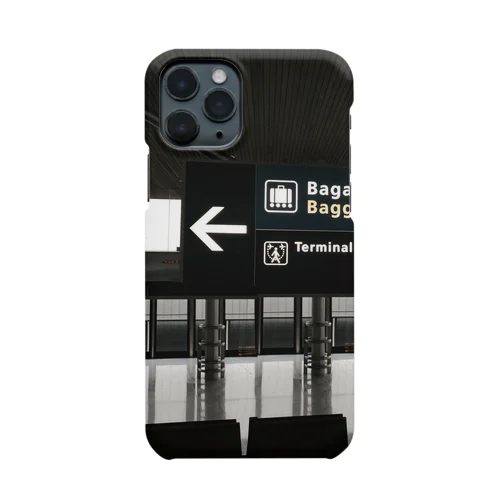 Airport Black Smartphone Case