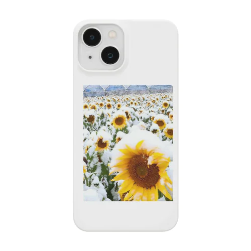 季節外れの雪の中のに咲く、季節外れのヒマワリ Smartphone Case