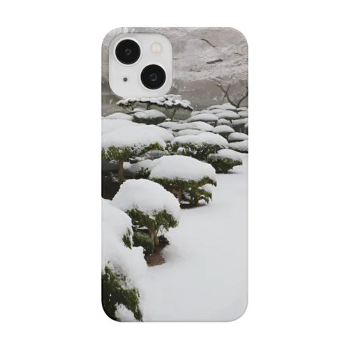 風景グッズ（雪と寒椿の日本庭園） スマホケース