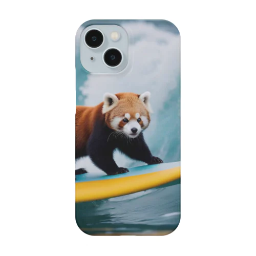 サーフィンをするレッサーパンダ Smartphone Case