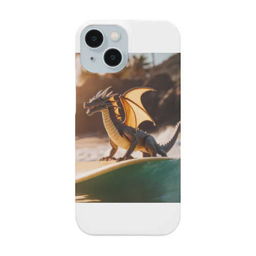 ドラゴンがサーフィンをしています Smartphone Case