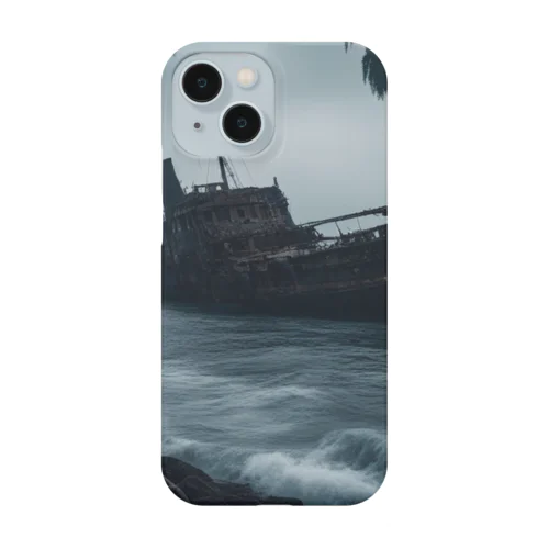 暗黒の海に浮かぶ腐敗した船の墓場 Smartphone Case
