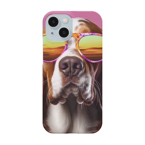 サングラスをかけた、かわいい犬 Marsa 106 Smartphone Case