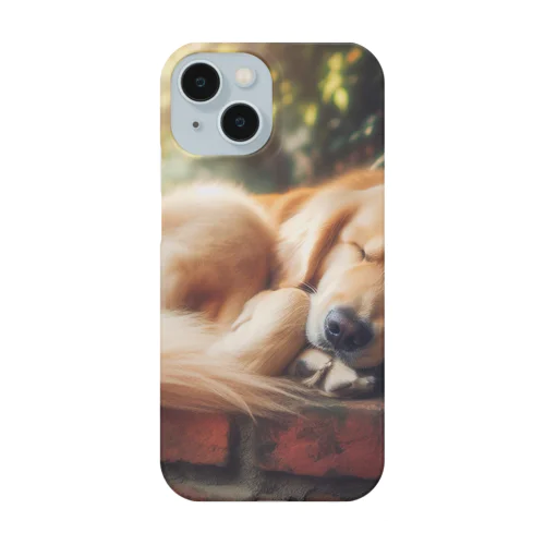 犬がぐっすり眠っている姿、超キュート！🐶💤 Smartphone Case