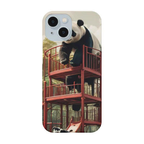 ジャングルジムに乗るパンダのアイテム Smartphone Case