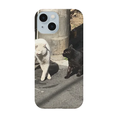 黒猫と白猫 電柱 Smartphone Case