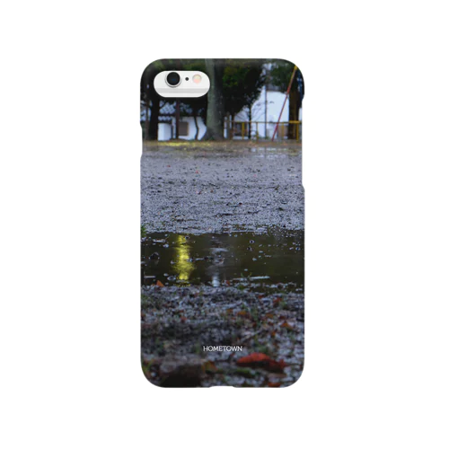 10/05 雨の公園 HOMETOWN Smartphone Case