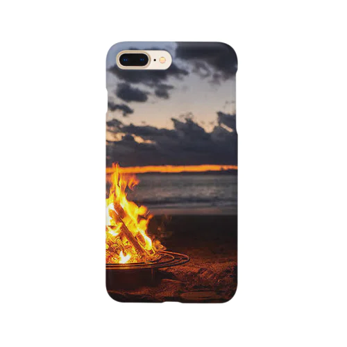 Warm fire and calm sea Smartphone Case