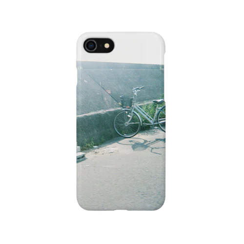 堤防の自転車 Smartphone Case