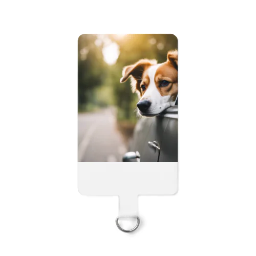 車に乗っている犬の顔 Smartphone Strap