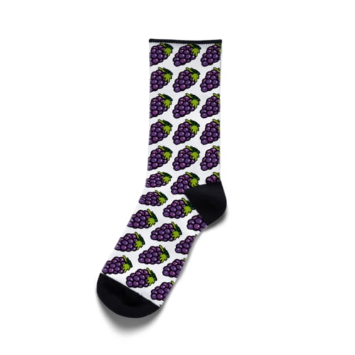 巨峰に紛れたデラウエア Socks