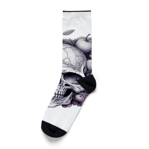 フルーツに囲まれたSKULL Socks