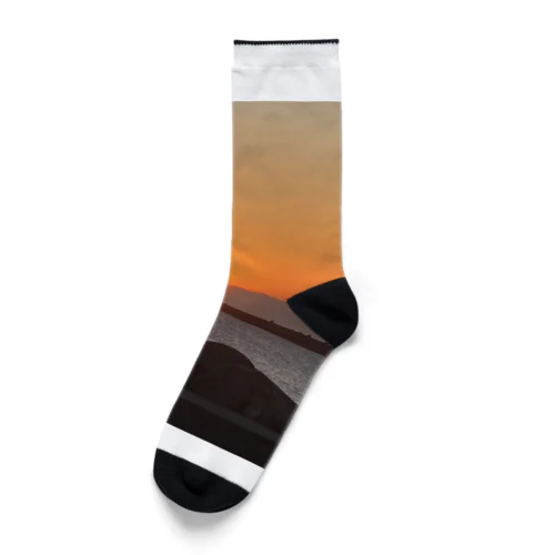 海に輝く朝日 Socks