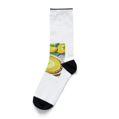 黄色いレモンタルトのような洋菓子 Socks