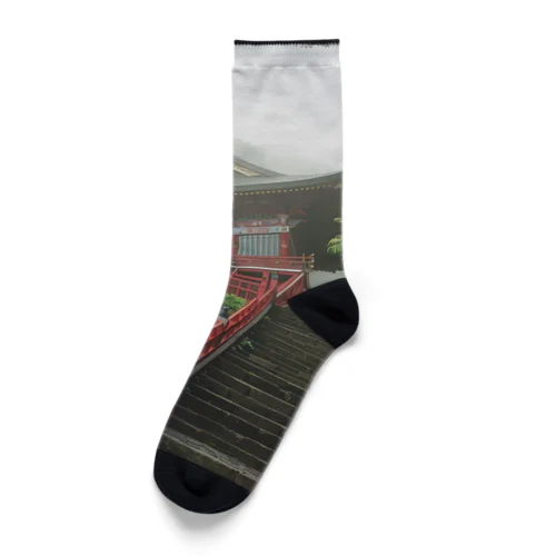 山頂にある神秘的な神社 アメジスト2846 Socks