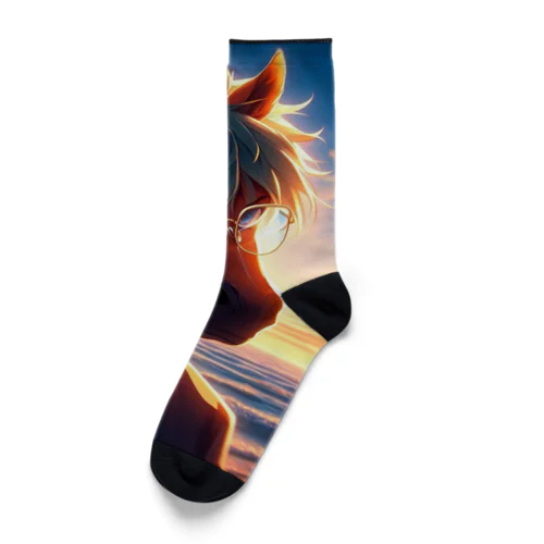 弁護士の馬、夕焼けの浜辺で自撮りする Socks