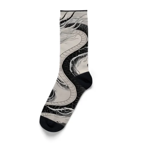 和柄　龍のデザイン Socks