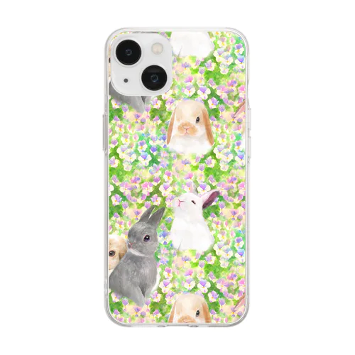 パンジーのお花畑とかわいいうさぎたちのシームレスパターンイラスト Soft Clear Smartphone Case