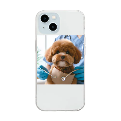 歯医者さんのかわいいマルプー犬 Soft Clear Smartphone Case