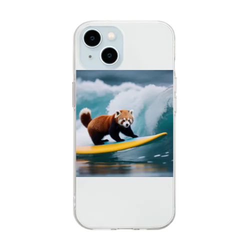 サーフィンをするレッサーパンダ Soft Clear Smartphone Case