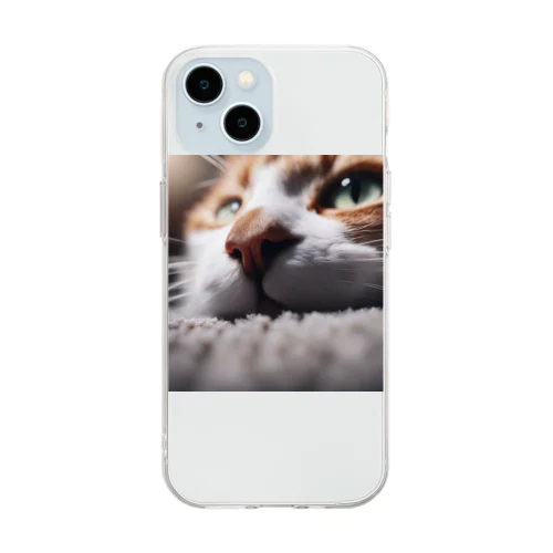 カーペットでごろんとする猫 Soft Clear Smartphone Case