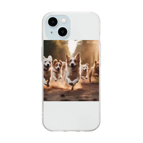 走り回っている犬達 Soft Clear Smartphone Case