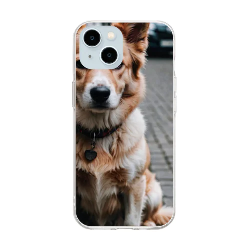 パワフルとは対照的な風貌を持つ可愛らしい犬がカメラ目線！ Soft Clear Smartphone Case