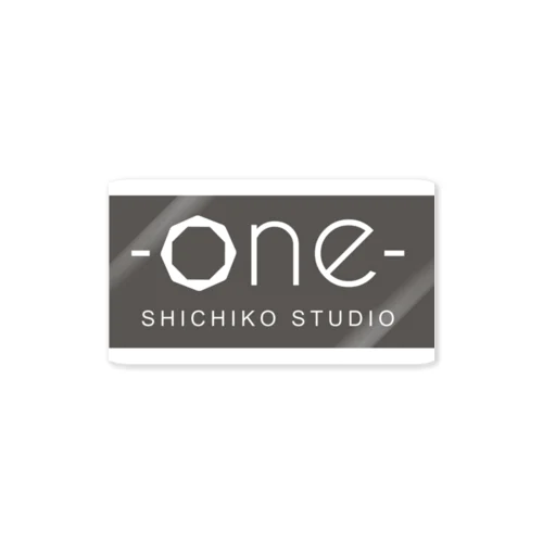 Shichiko studio ONE ステッカー