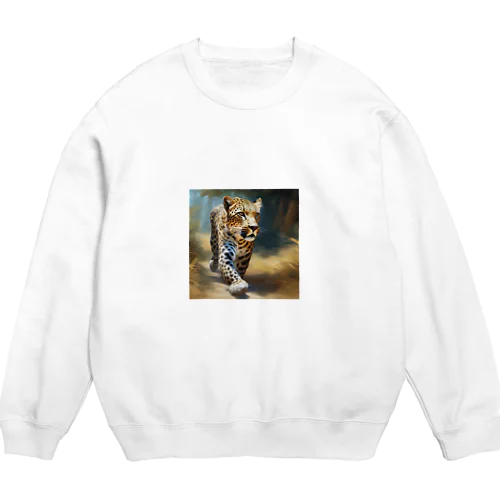 獲物を求めて歩くヒョウのグッズ Crew Neck Sweatshirt