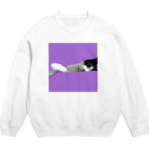 横たわりはちわれ猫 Crew Neck Sweatshirt